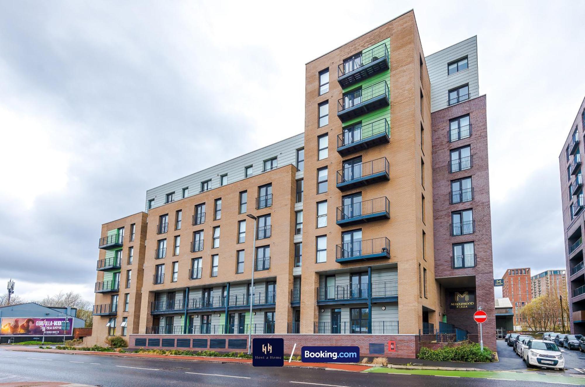 Modern 2 Bed Apartment With Balcony By Host A Home Manchester Exterior photo
